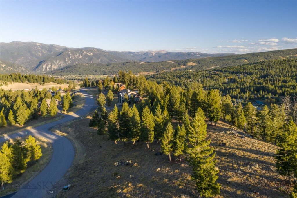 525 Fourpoint Road, Big Sky MT 59716
