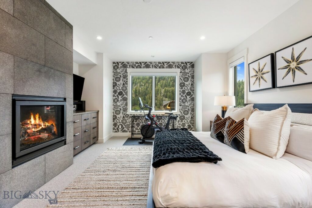 538 Outlook Trail, Big Sky MT 59716