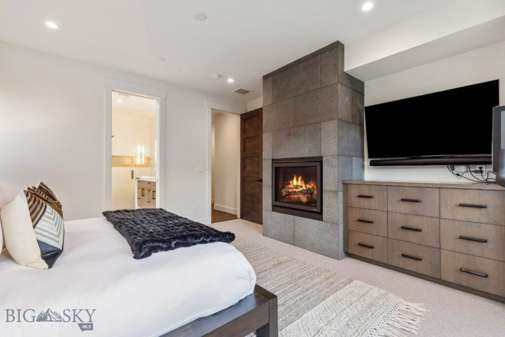 538 Outlook Trail, Big Sky MT 59716