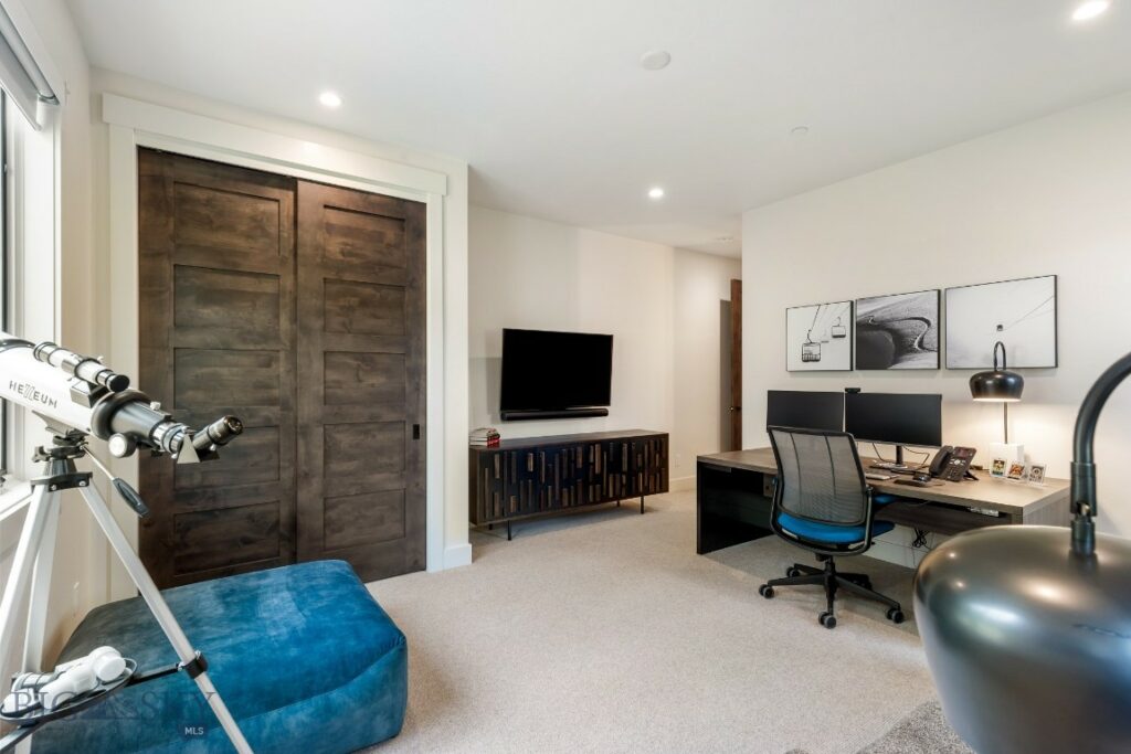 538 Outlook Trail, Big Sky MT 59716