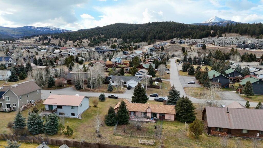 560 Rainbow Trout Run, Big Sky MT 59716