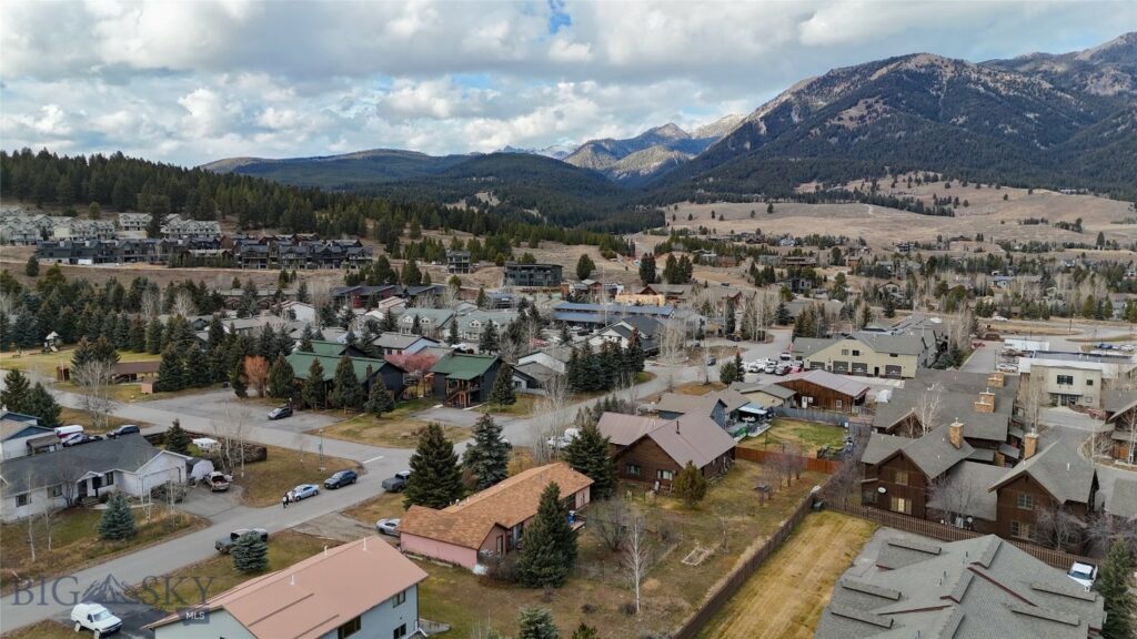 560 Rainbow Trout Run, Big Sky MT 59716