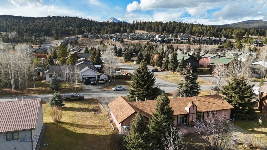 560 Rainbow Trout Run, Big Sky MT 59716