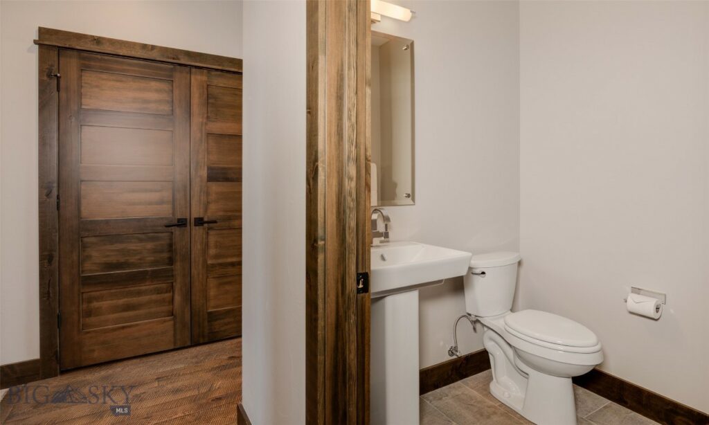 6 Claim Jumper, Big Sky MT 59716