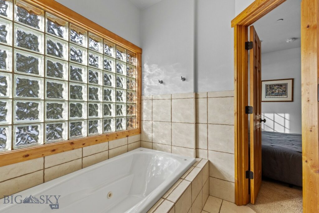 670 Antler Ridge, Big Sky MT 59716