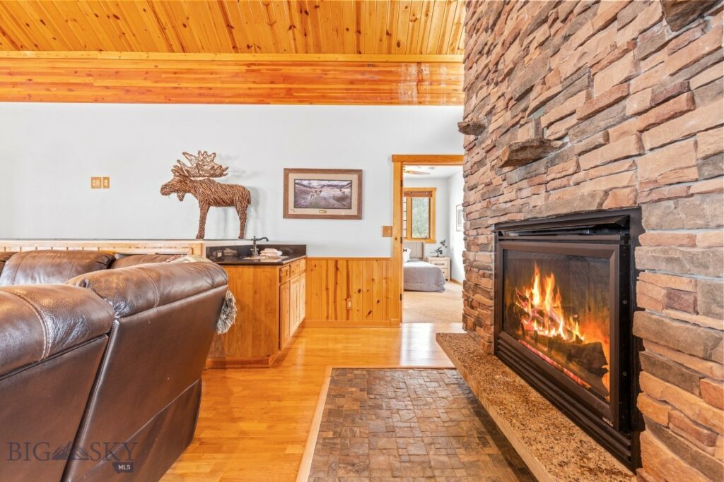 670 Antler Ridge, Big Sky MT 59716