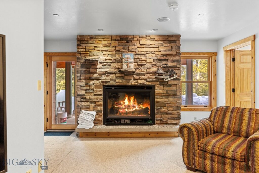 670 Antler Ridge, Big Sky MT 59716