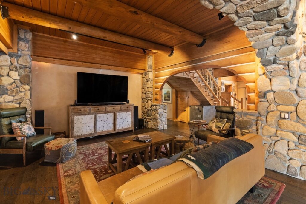 707 Crown Butte Road, Big Sky MT 59716