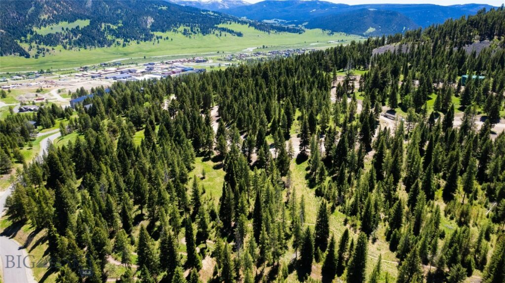 715 Colters Run Loop, Big Sky MT 59716