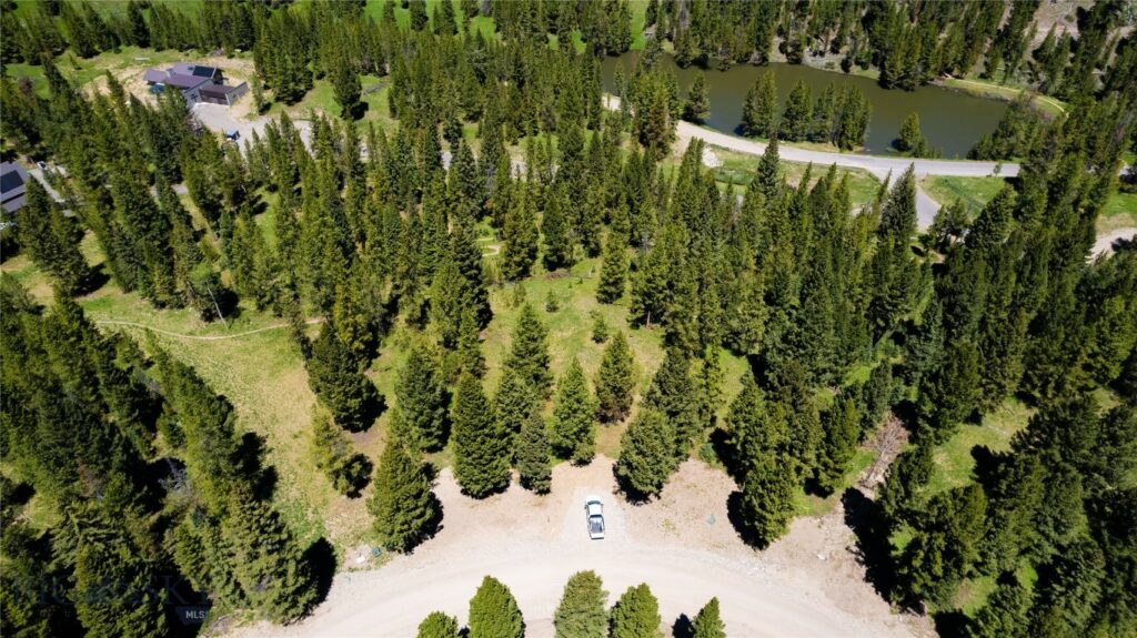 715 Colters Run Loop, Big Sky MT 59716