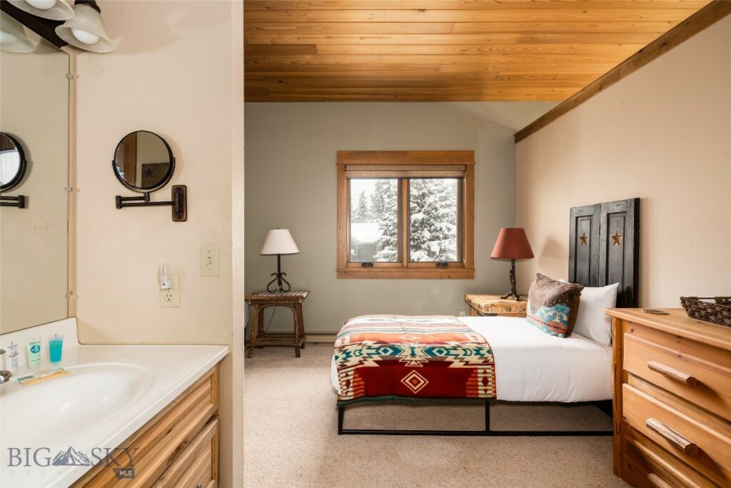 75 Rose Hip Circle, Big Sky MT 59716