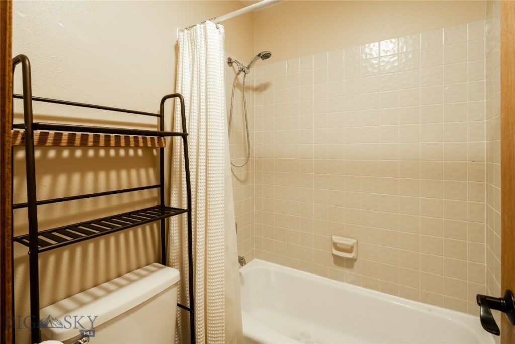 75 Rose Hip Circle, Big Sky MT 59716