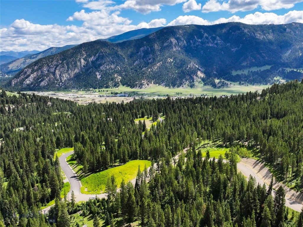 775 Colters Run Loop, Big Sky MT 59730