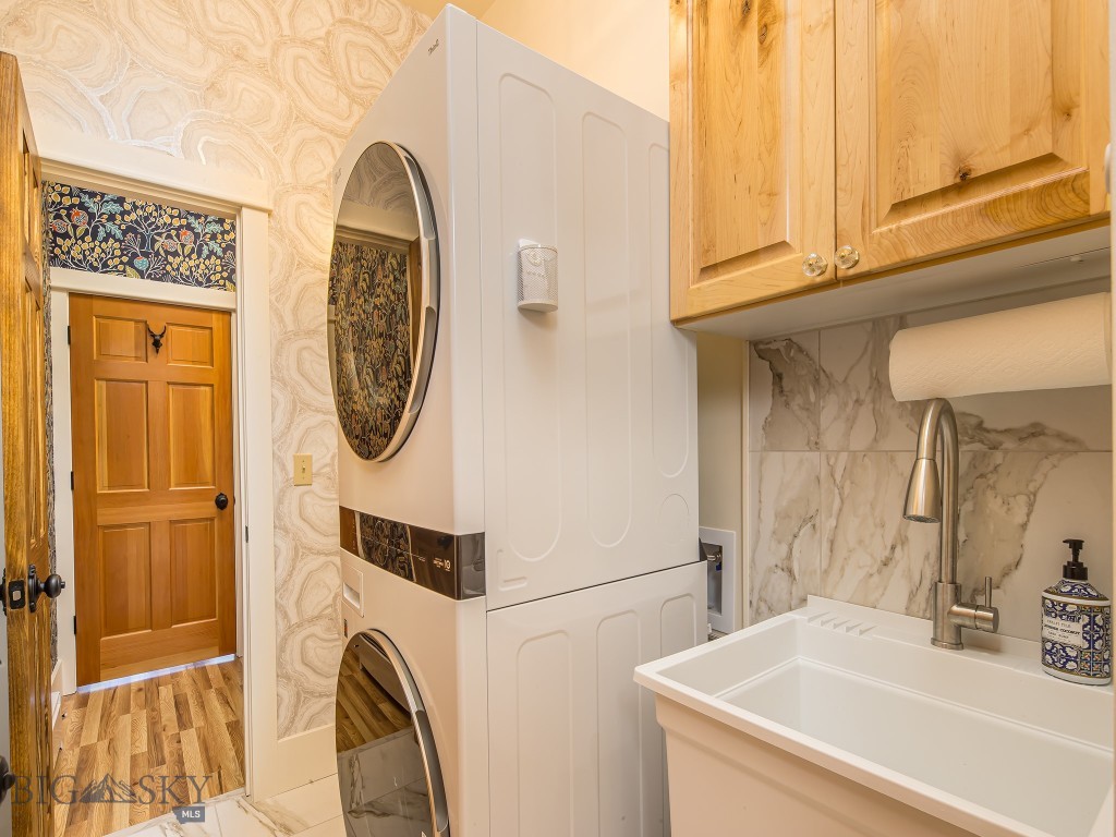 80 Crail Creek Court, Big Sky MT 59716