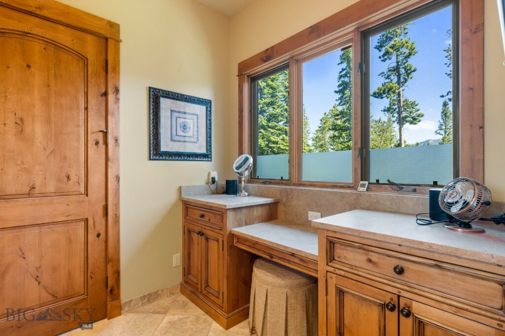 83 Peaks View Drive, Big Sky MT 59718