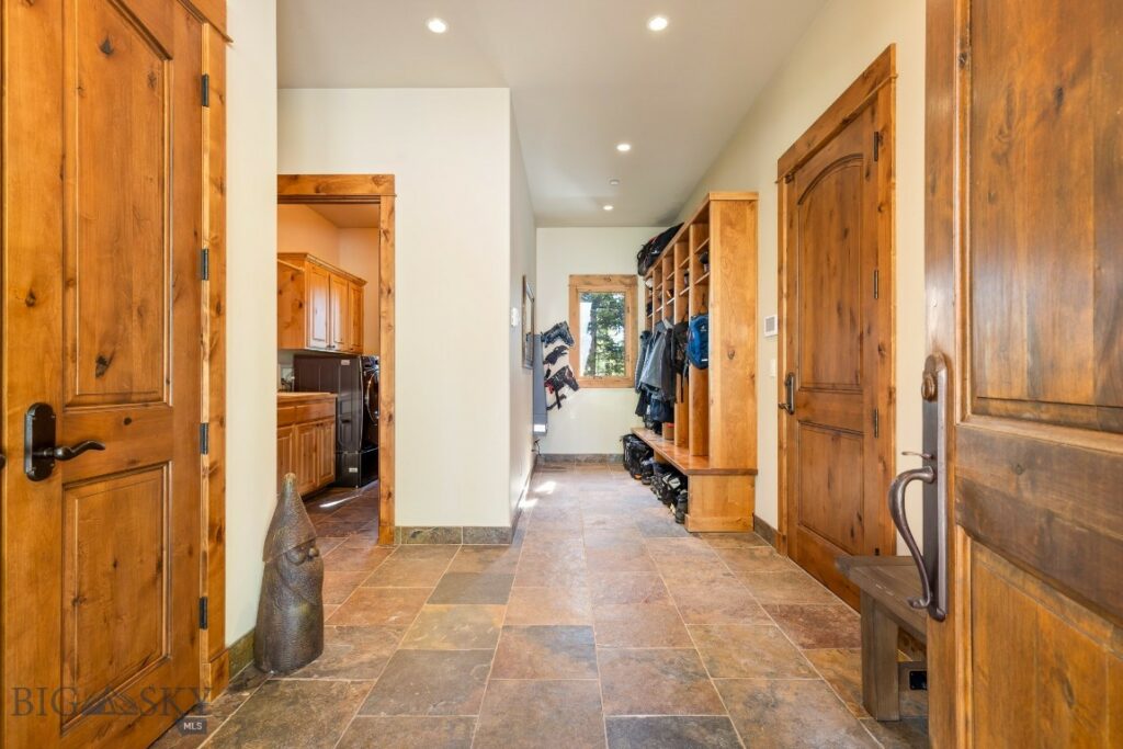 83 Peaks View Drive, Big Sky MT 59718