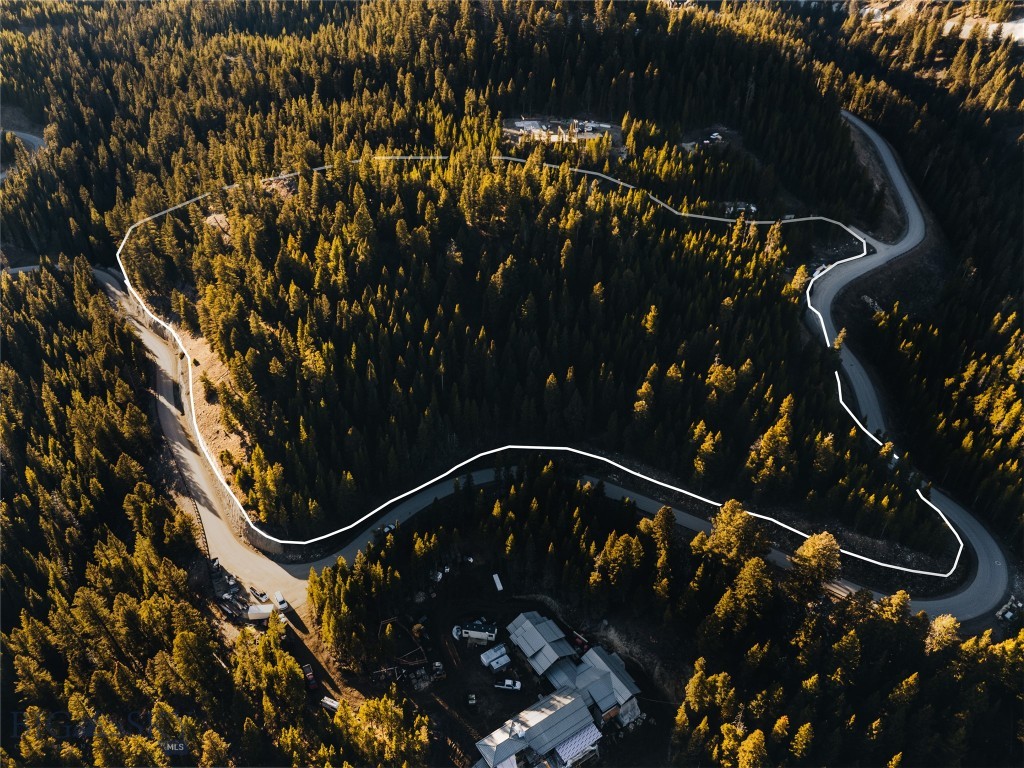 852 Outlook Trail, Big Sky MT 59730