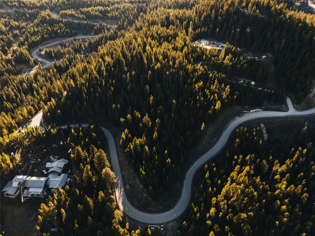 852 Outlook Trail, Big Sky MT 59730