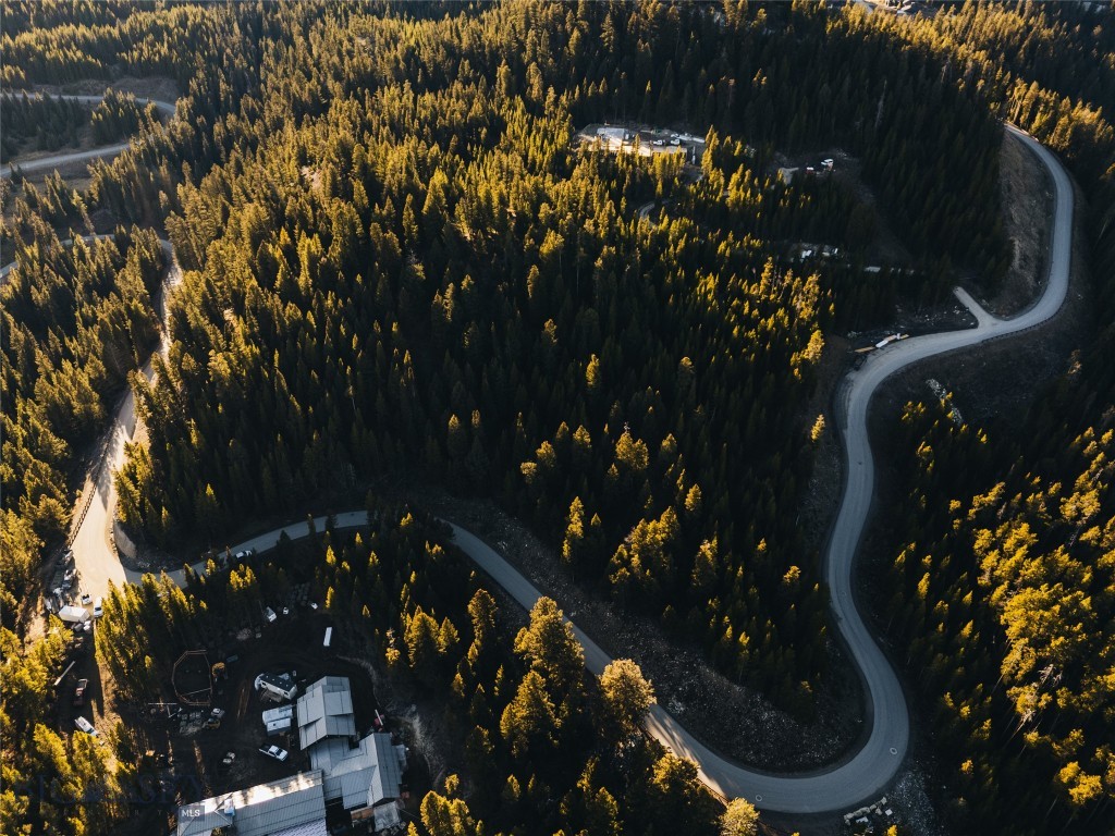 852 Outlook Trail, Big Sky MT 59730