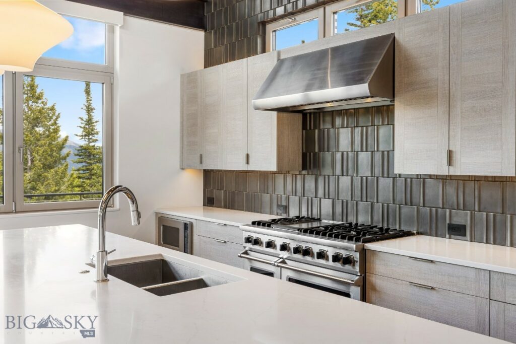 93 Goshawk Trail, Big Sky MT 59716