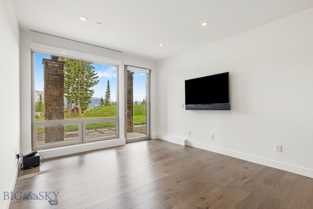 93 Goshawk Trail, Big Sky MT 59716