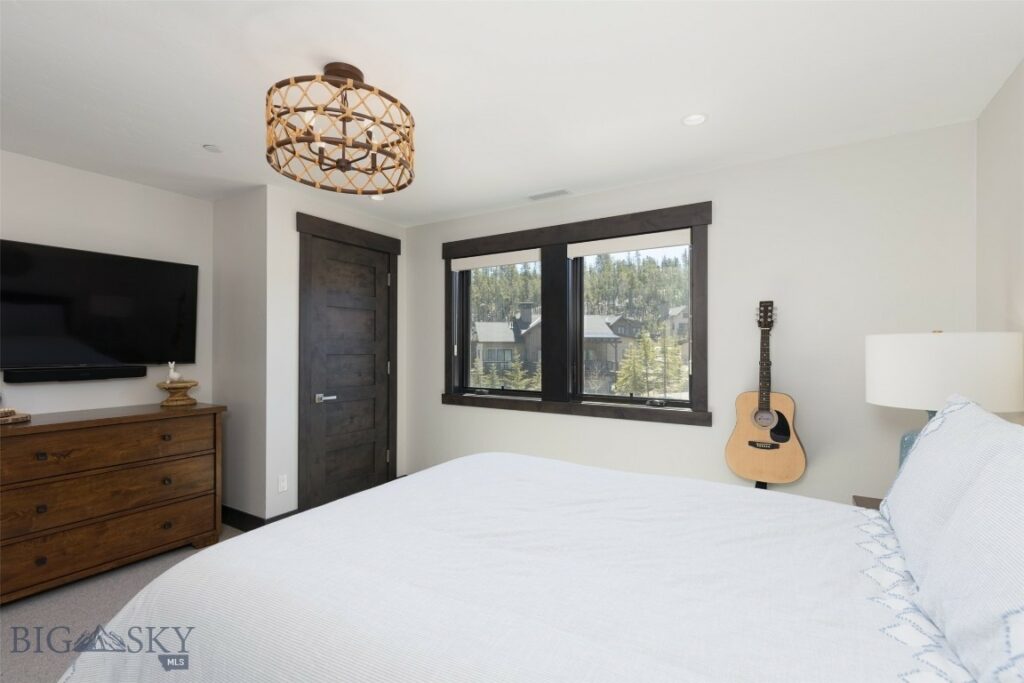 85 N Outlook Loop, Big Sky MT 59716
