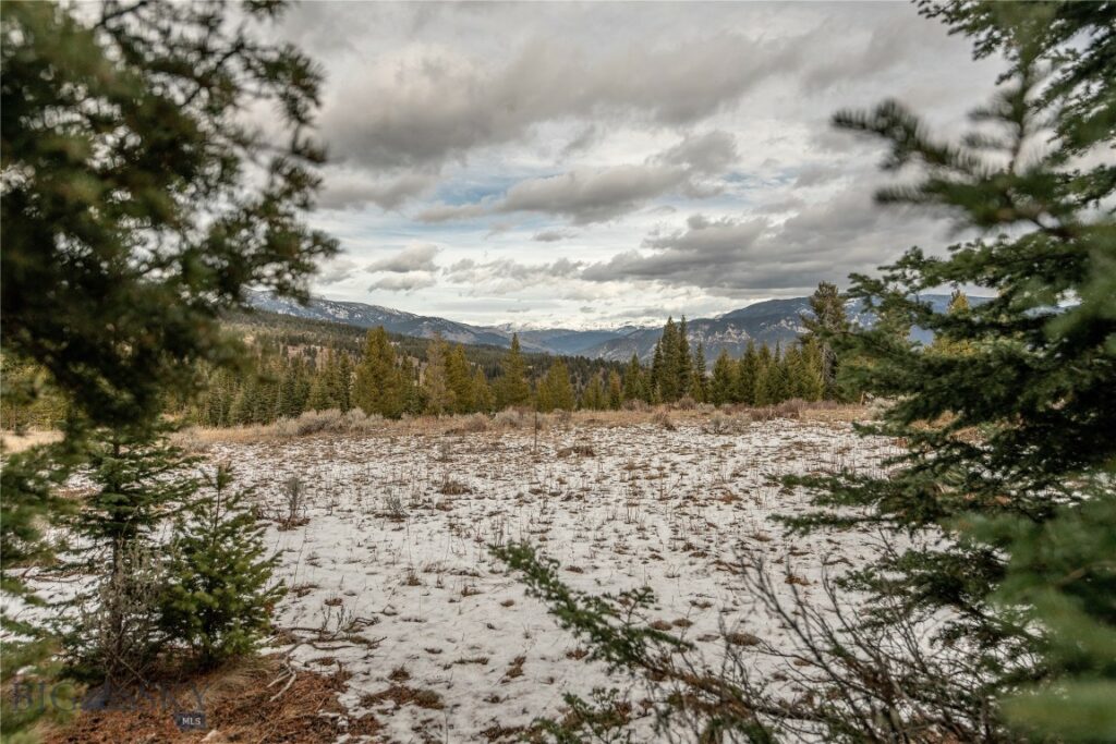 Lot 20 Charles Russell Loop, Big Sky MT 59716