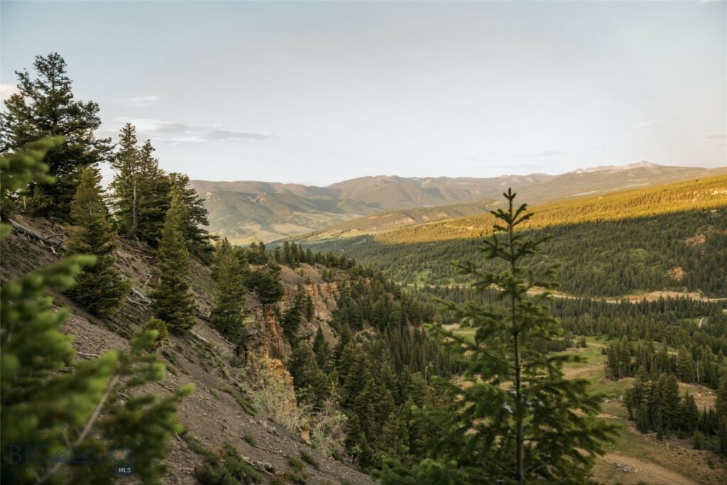 Lot 20 Charles Russell Loop, Big Sky MT 59716