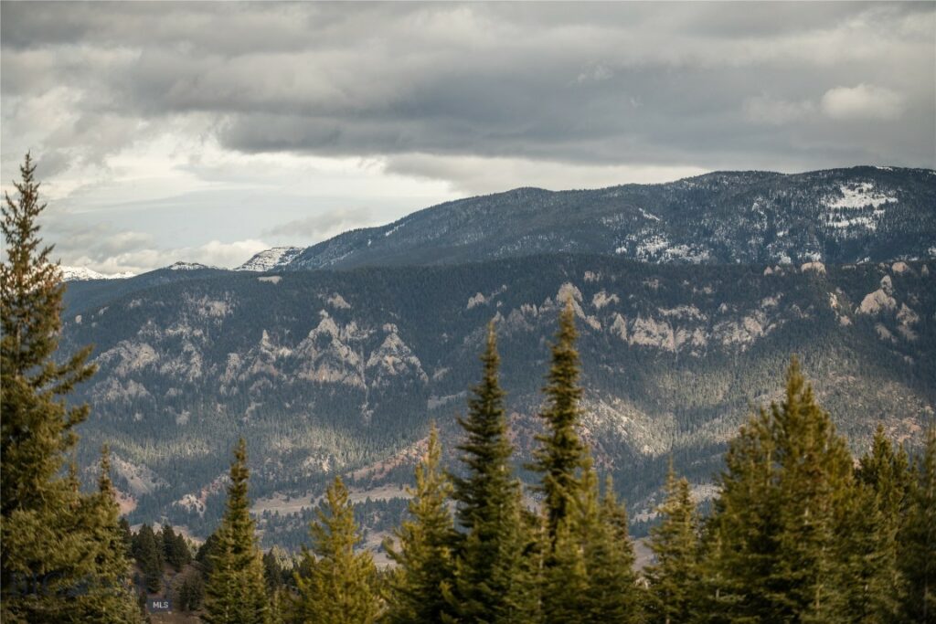 Lot 20 Charles Russell Loop, Big Sky MT 59716