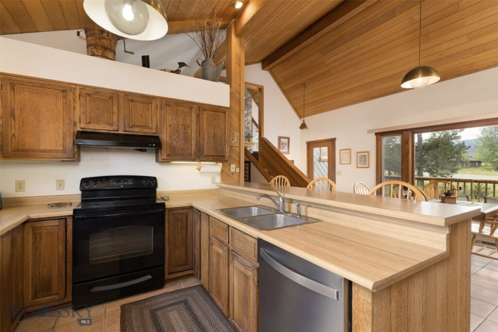 2120 Yellowtail, Big Sky MT 59716