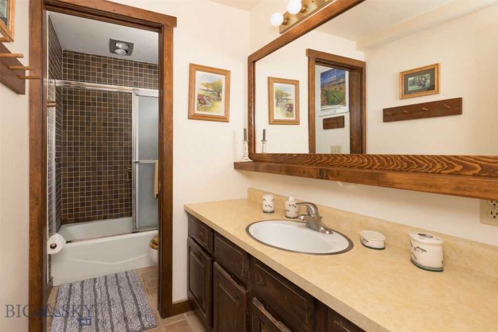 2120 Yellowtail, Big Sky MT 59716