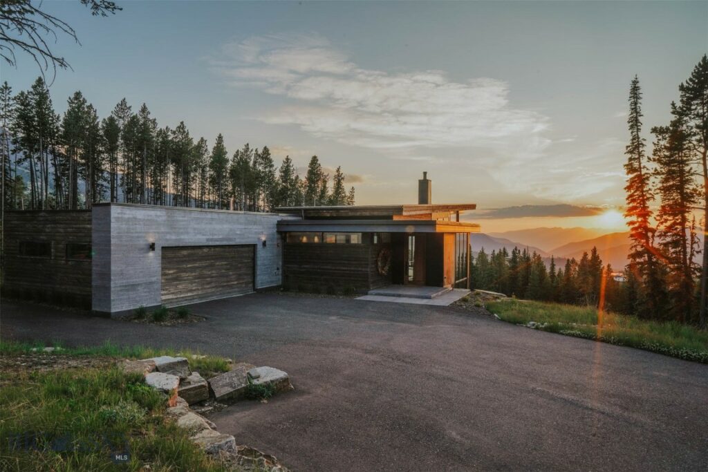 13 Black Moon Road, Big Sky MT 59716