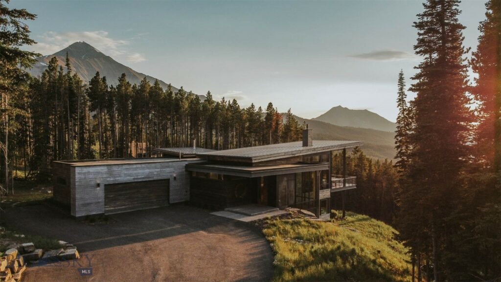 13 Black Moon Road, Big Sky MT 59716