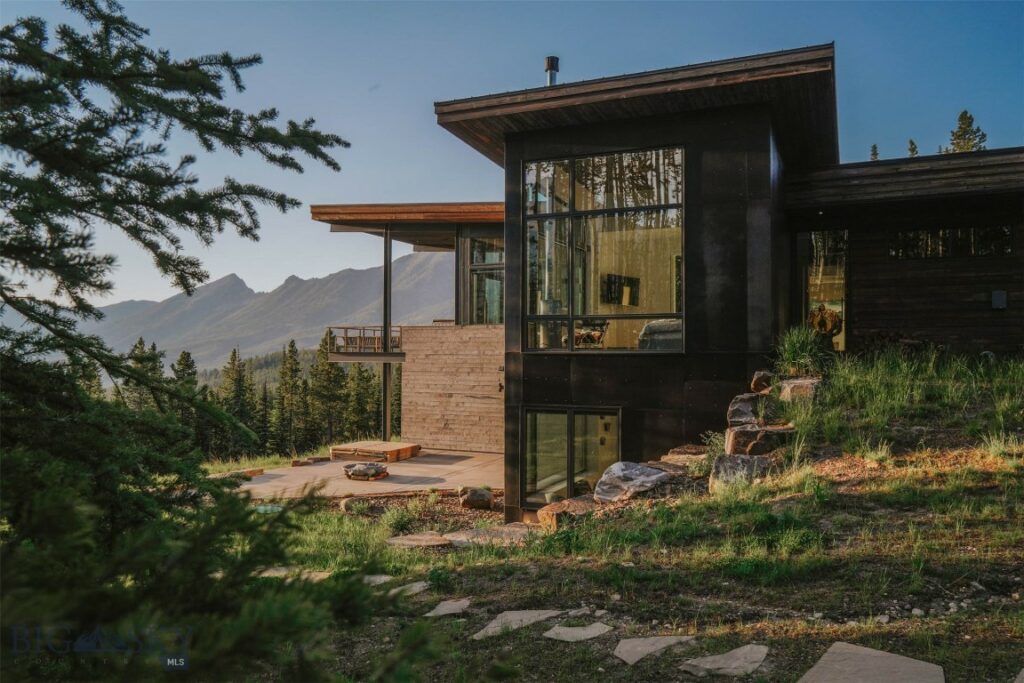 13 Black Moon Road, Big Sky MT 59716