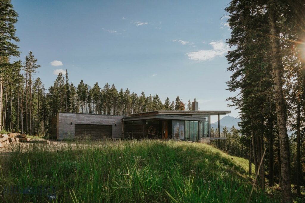 13 Black Moon Road, Big Sky MT 59716