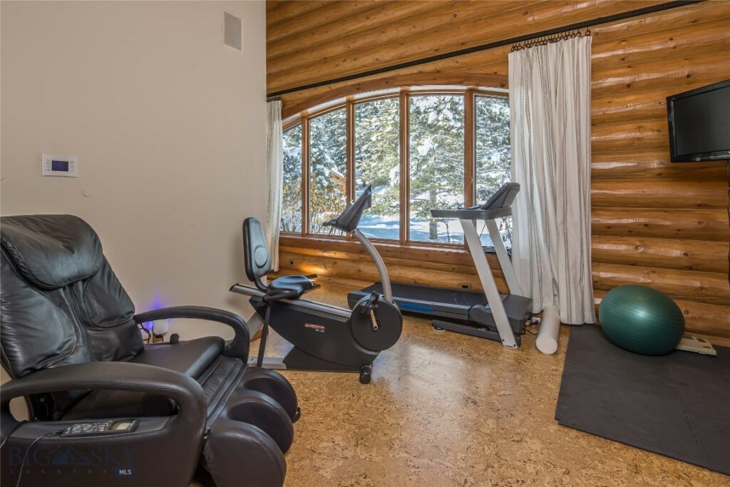 141 Black Wolf Ridge, Big Sky MT 59730