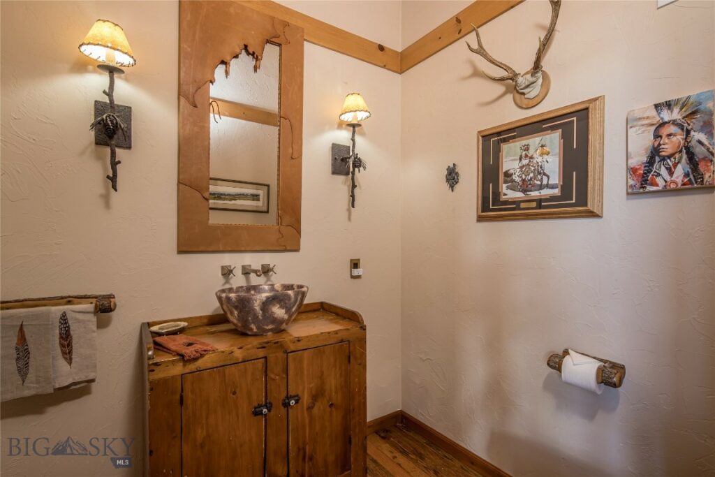 141 Black Wolf Ridge, Big Sky MT 59730