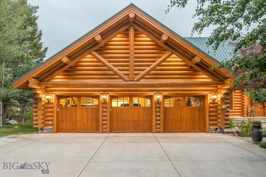 141 Black Wolf Ridge, Big Sky MT 59730