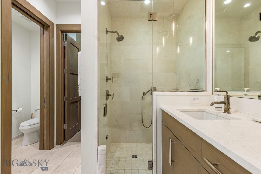 28 Pale Morning Spur, Big Sky MT 59716