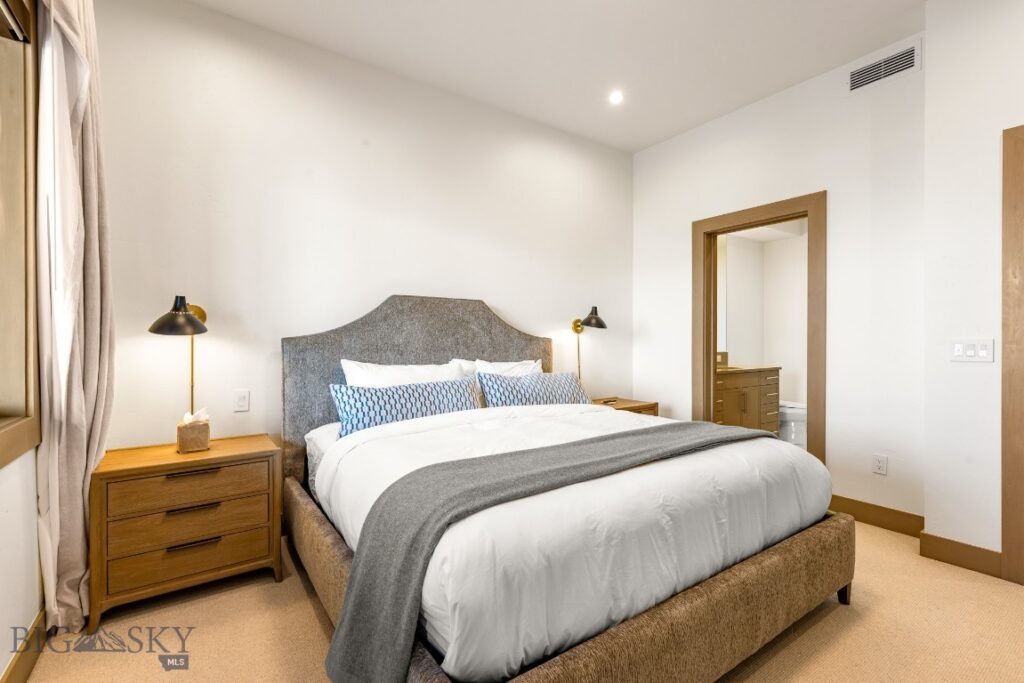 28 Pale Morning Spur, Big Sky MT 59716