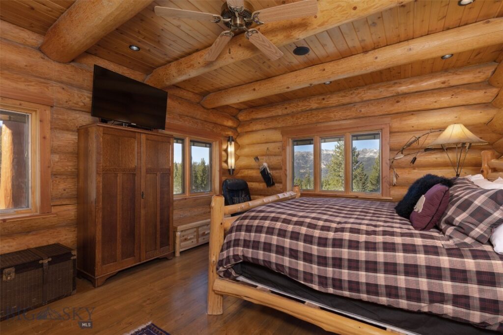 18 Half Hitch, Big Sky MT 59716