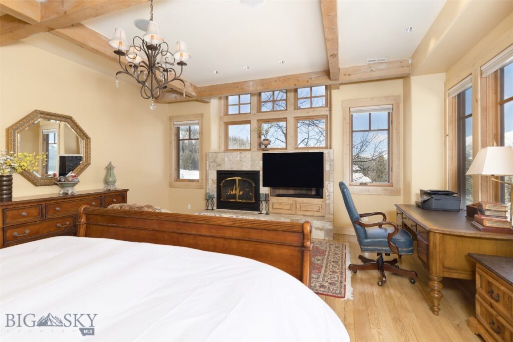 16 Half Hitch, Big Sky MT 59716