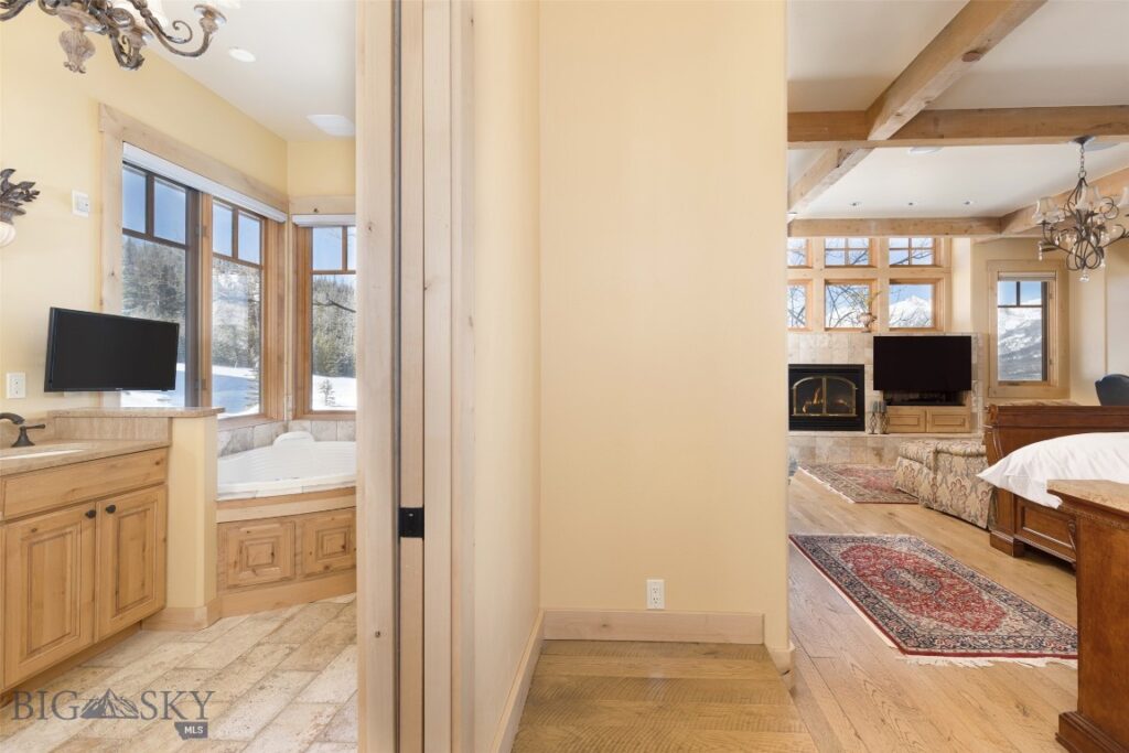 16 Half Hitch, Big Sky MT 59716