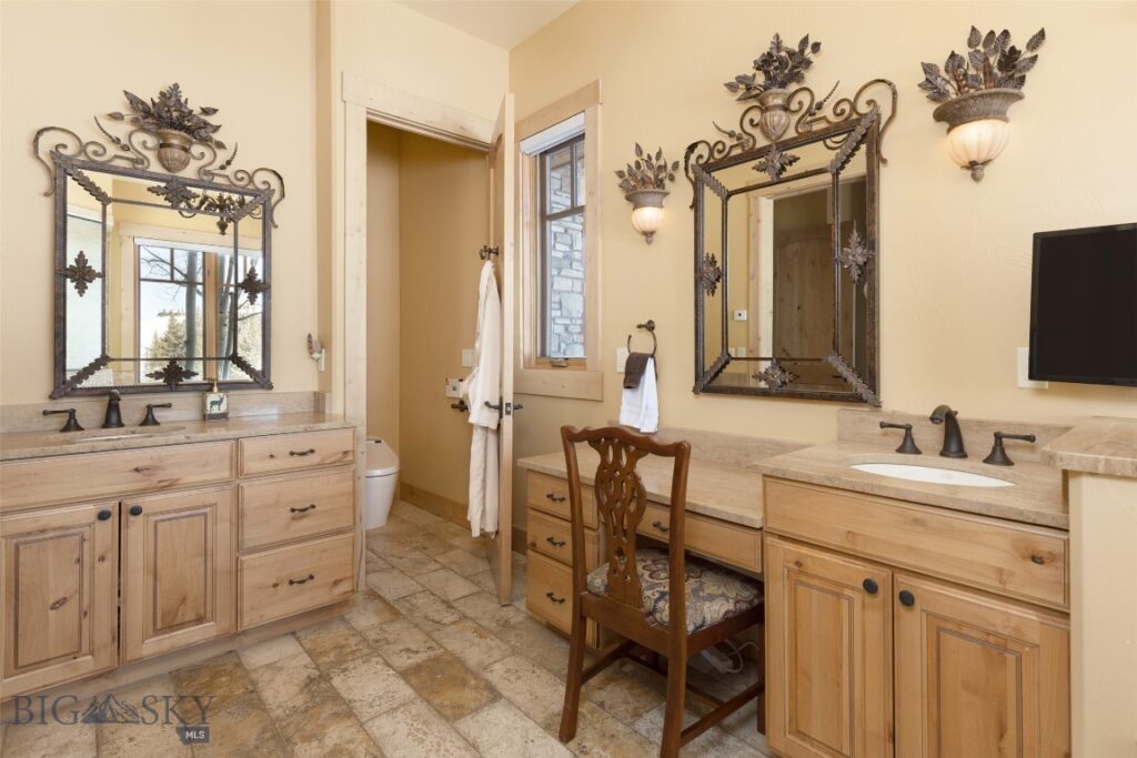 16 Half Hitch, Big Sky MT 59716