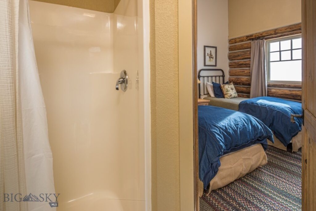 11 Bandit Way, Big Sky MT 59720