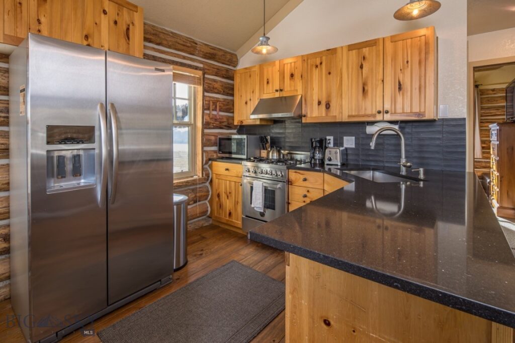 11 Bandit Way, Big Sky MT 59720