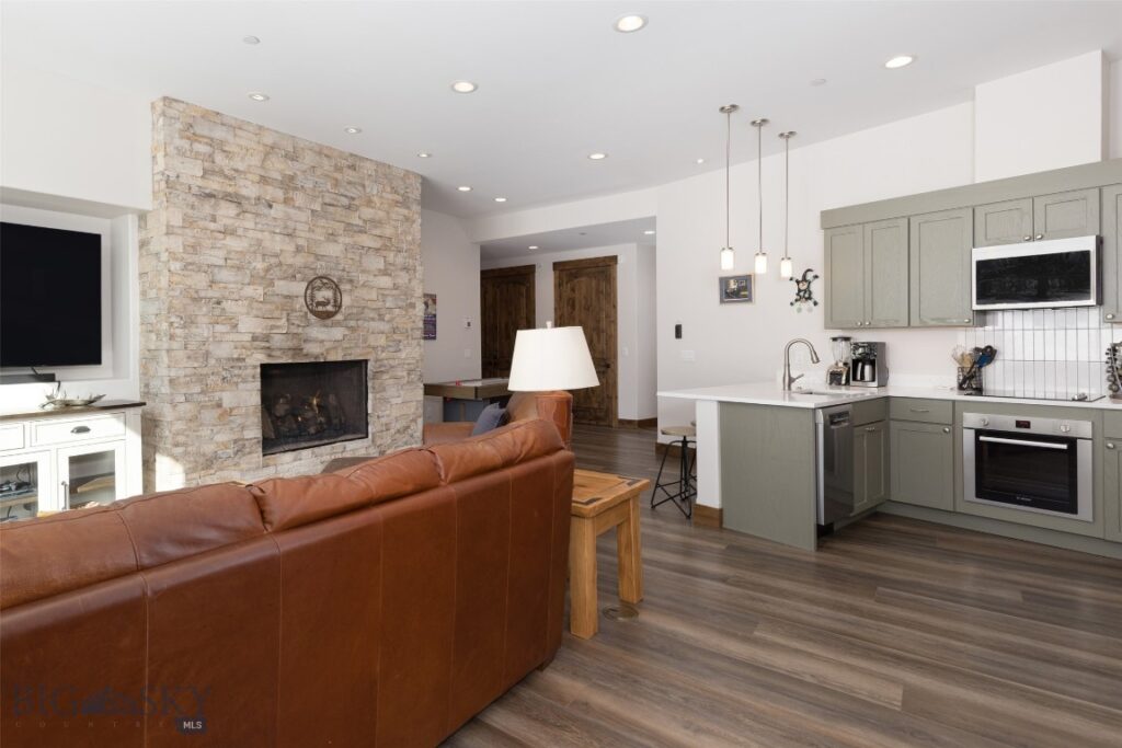 19 White Grass, Big Sky MT 59716