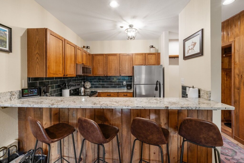 13 Heavy Runner Road, Big Sky MT 59716