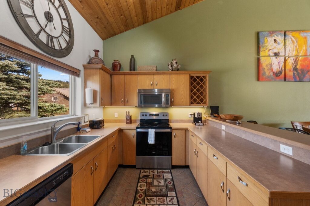 464 Firelight Drive, Big Sky MT 59716