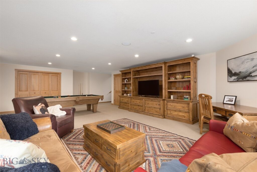 3560 Sprucewood, Big Sky MT 59716